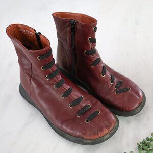 Camper Peu Zip Ankle Boots in Burgundy
